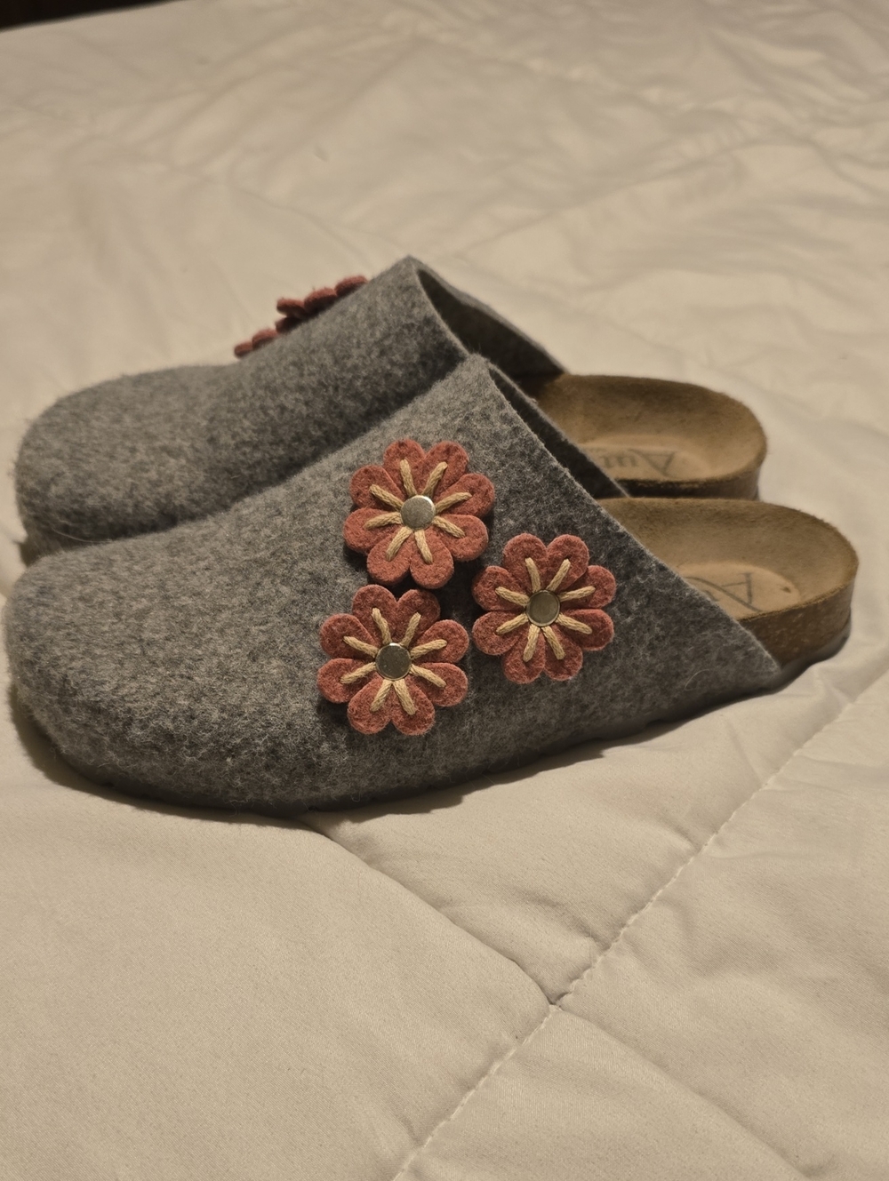 Gray Felt Slip-On Clogs with Pink Floral Accents